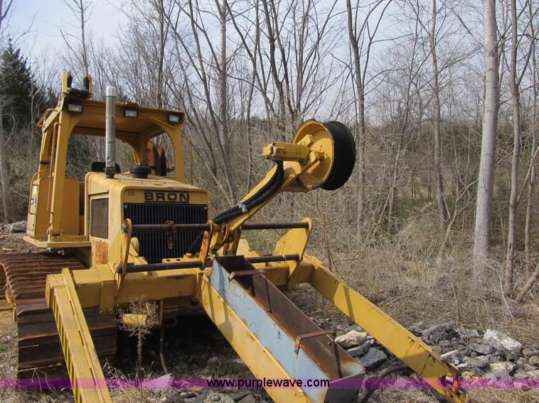 image for item AC9304 1998 Bron 150 cable plow