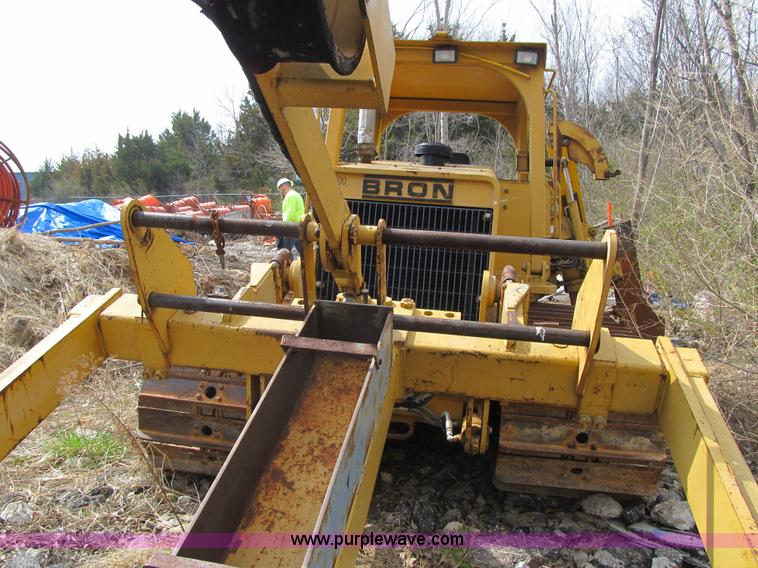 image for item AC9304 1998 Bron 150 cable plow