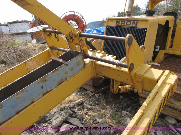 image for item AC9304 1998 Bron 150 cable plow