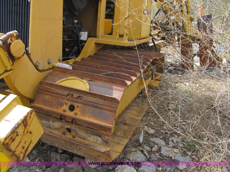 image for item AC9304 1998 Bron 150 cable plow