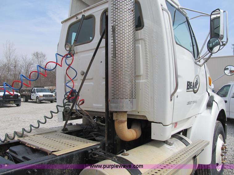 image for item AC9306 2005 Sterling AT9500 semi truck