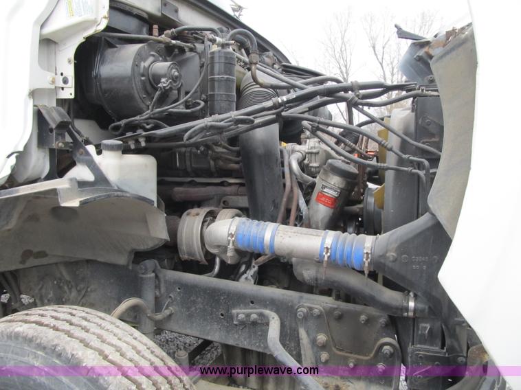 image for item AC9306 2005 Sterling AT9500 semi truck