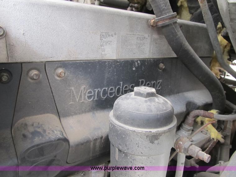 image for item AC9306 2005 Sterling AT9500 semi truck