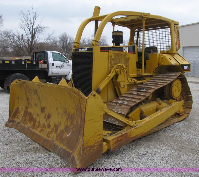 image for item AC9307 1997 Caterpillar D6M XL dozer