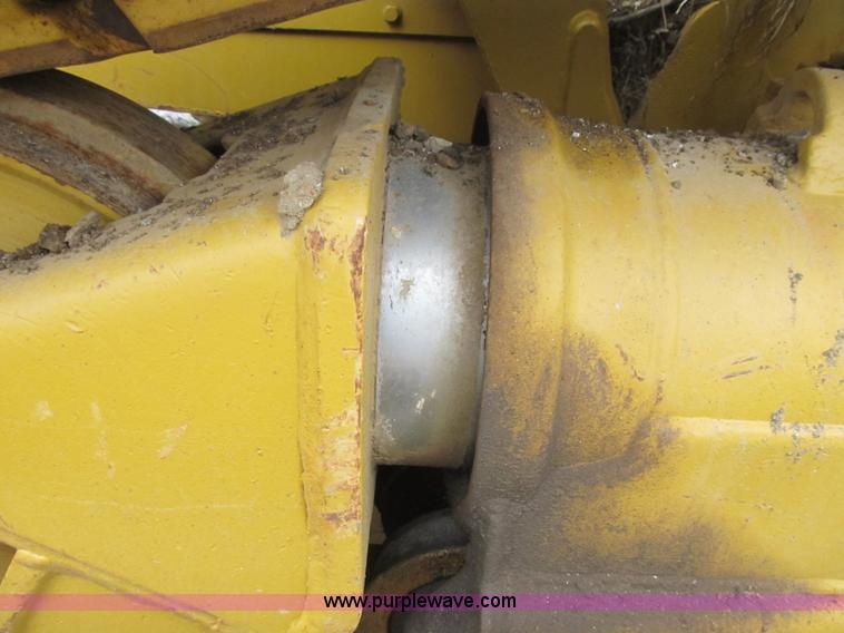 image for item AC9307 1997 Caterpillar D6M XL dozer