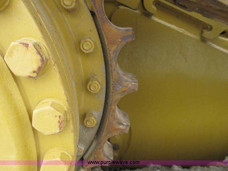 image for item AC9307 1997 Caterpillar D6M XL dozer