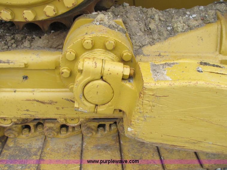 image for item AC9307 1997 Caterpillar D6M XL dozer