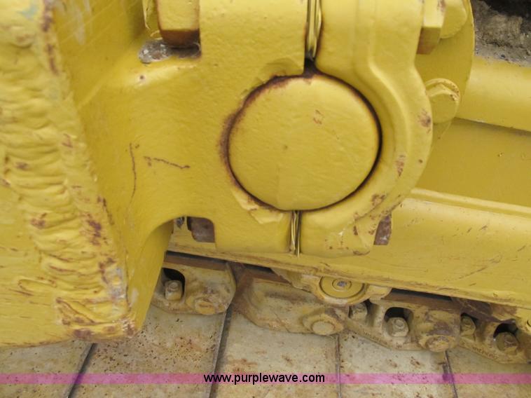image for item AC9307 1997 Caterpillar D6M XL dozer