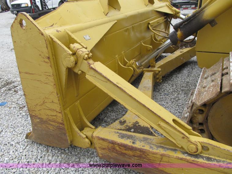 image for item AC9307 1997 Caterpillar D6M XL dozer