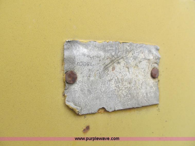 image for item AC9307 1997 Caterpillar D6M XL dozer