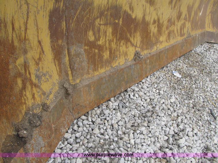 image for item AC9307 1997 Caterpillar D6M XL dozer