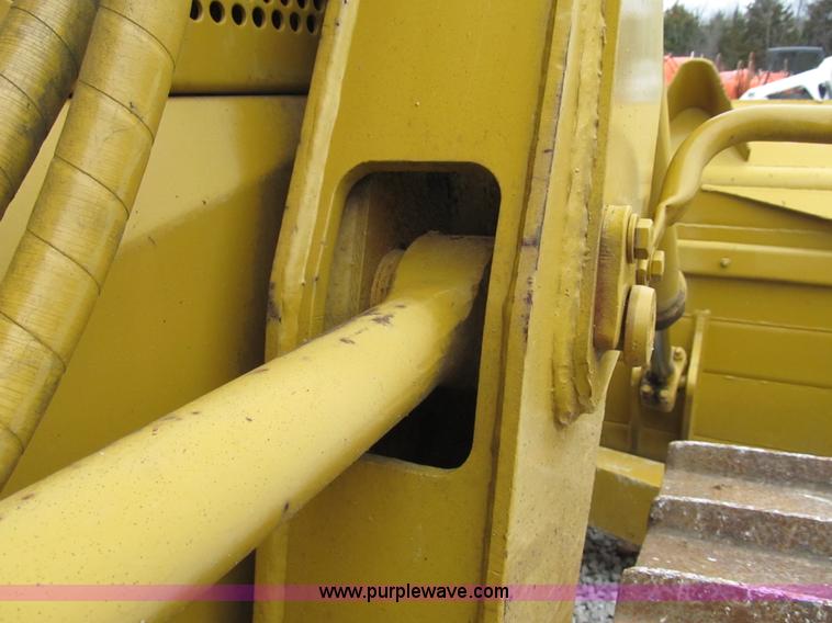 image for item AC9307 1997 Caterpillar D6M XL dozer