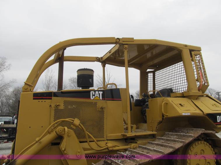 image for item AC9307 1997 Caterpillar D6M XL dozer
