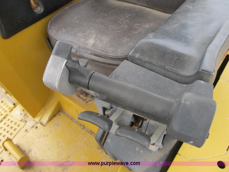 image for item AC9307 1997 Caterpillar D6M XL dozer