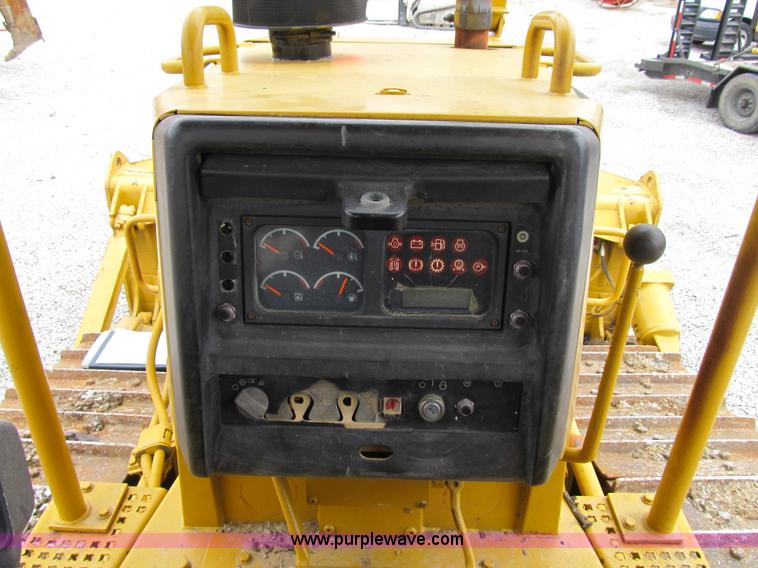 image for item AC9307 1997 Caterpillar D6M XL dozer