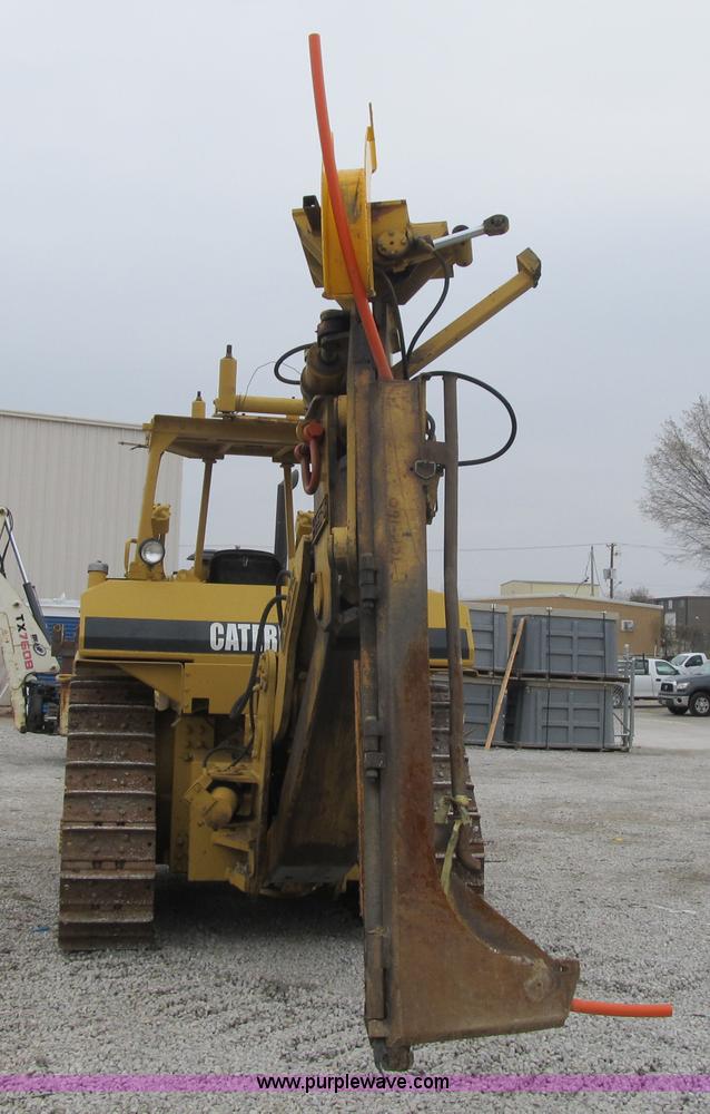 image for item AC9308 1988 Caterpillar D6H cable plow