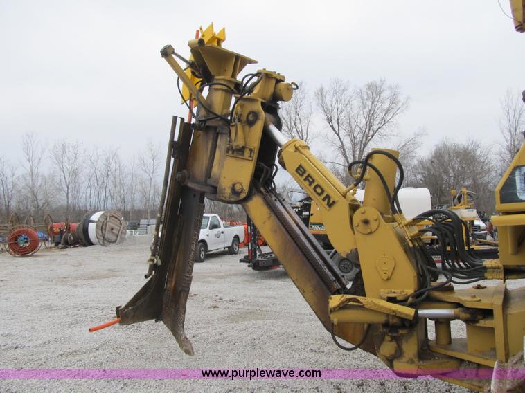 image for item AC9308 1988 Caterpillar D6H cable plow