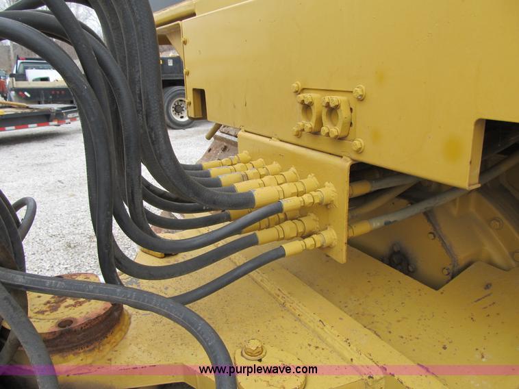 image for item AC9308 1988 Caterpillar D6H cable plow
