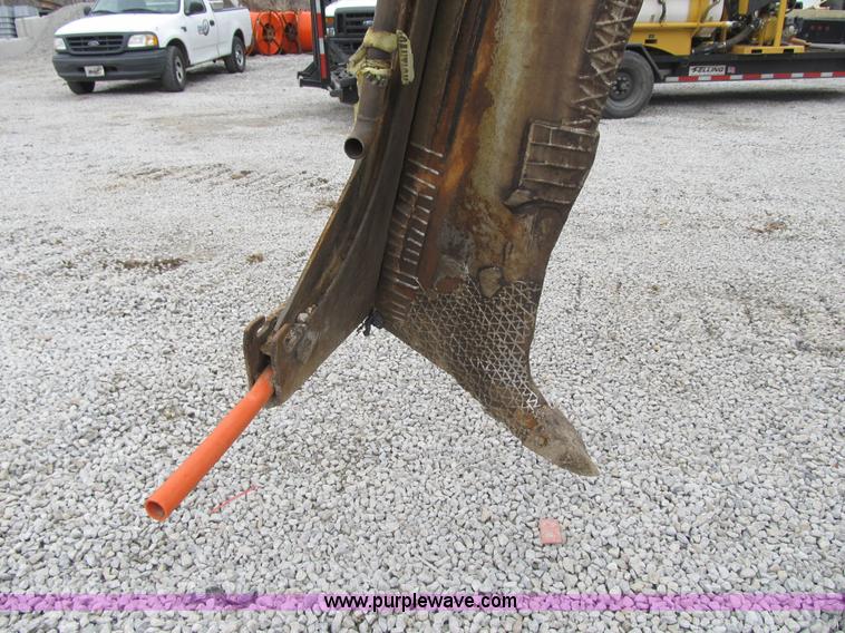 image for item AC9308 1988 Caterpillar D6H cable plow