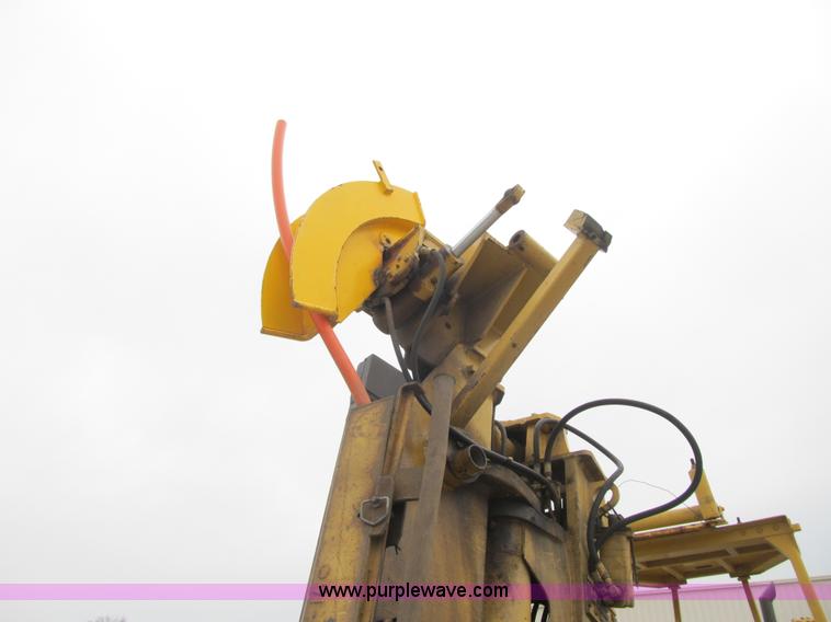 image for item AC9308 1988 Caterpillar D6H cable plow