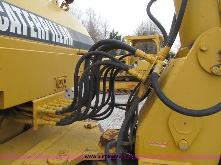 image for item AC9308 1988 Caterpillar D6H cable plow