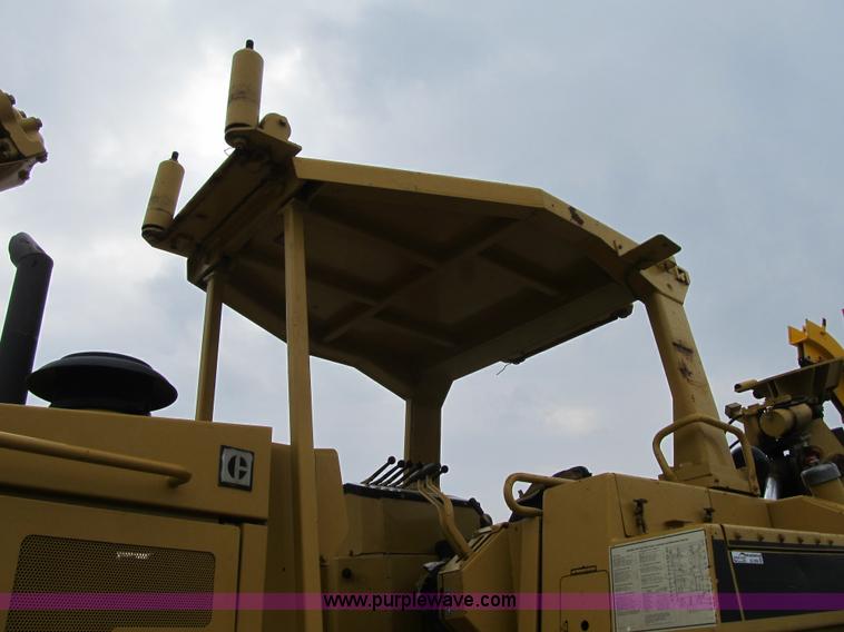 image for item AC9308 1988 Caterpillar D6H cable plow