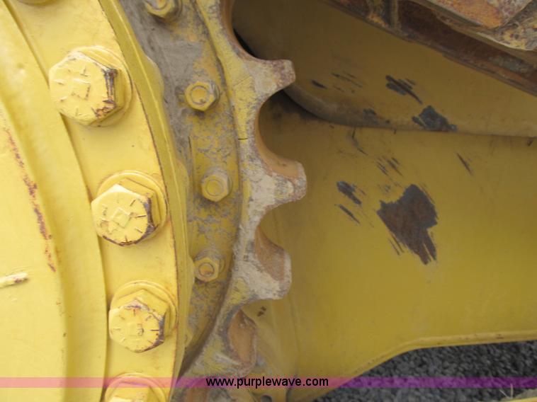 image for item AC9308 1988 Caterpillar D6H cable plow