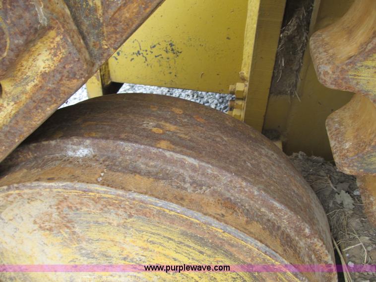 image for item AC9308 1988 Caterpillar D6H cable plow