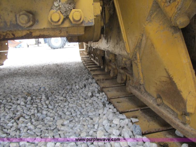 image for item AC9308 1988 Caterpillar D6H cable plow