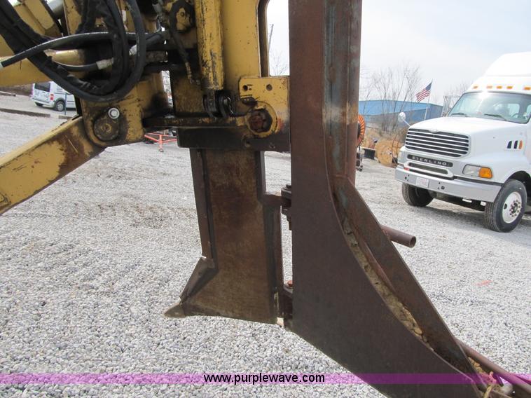 image for item AC9309 1997 Bron 150 cable plow