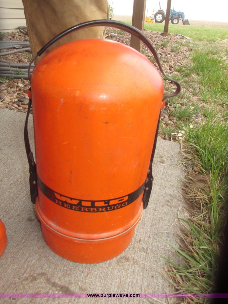 image for item AV9195 Wild T1 theadolite