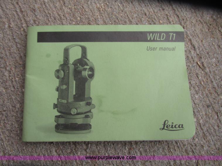 image for item AV9195 Wild T1 theadolite