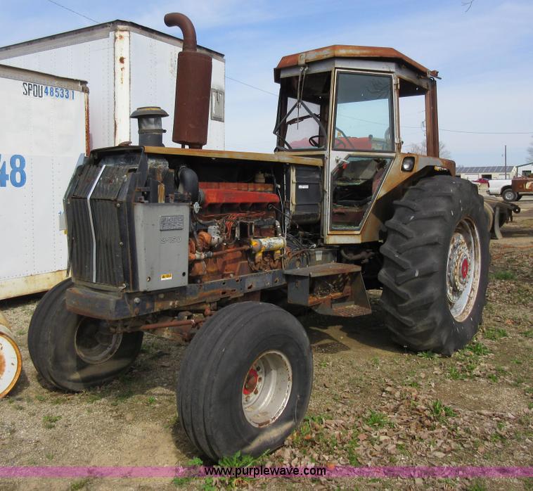 image for item AY9457 White Field Boss 2-150 tractor