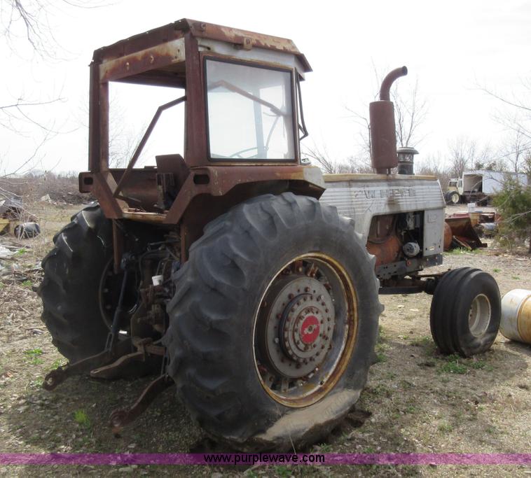 image for item AY9457 White Field Boss 2-150 tractor