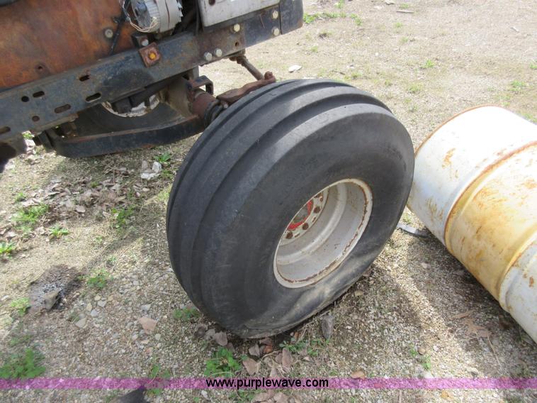 image for item AY9457 White Field Boss 2-150 tractor