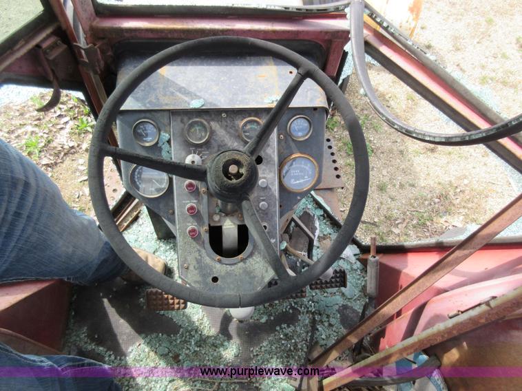 image for item AY9457 White Field Boss 2-150 tractor