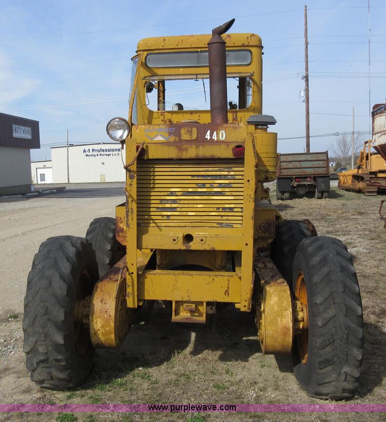 image for item AY9472 Wabco 440 motor grader