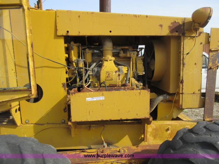 image for item AY9472 Wabco 440 motor grader