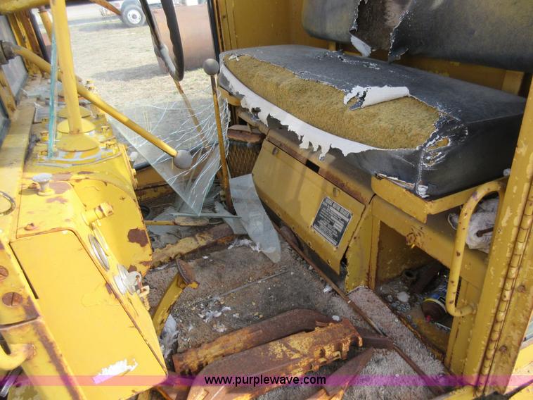 image for item AY9472 Wabco 440 motor grader