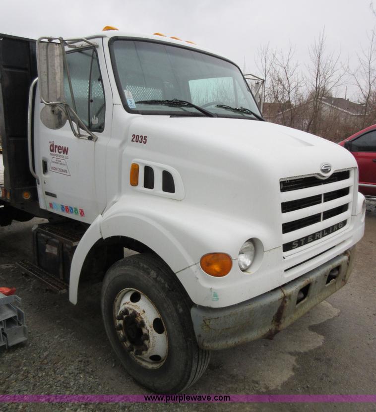 image for item AY9478 2002 Sterling L7500 flatbed truck