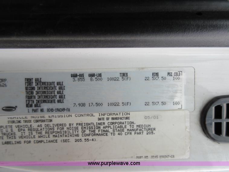 image for item AY9478 2002 Sterling L7500 flatbed truck