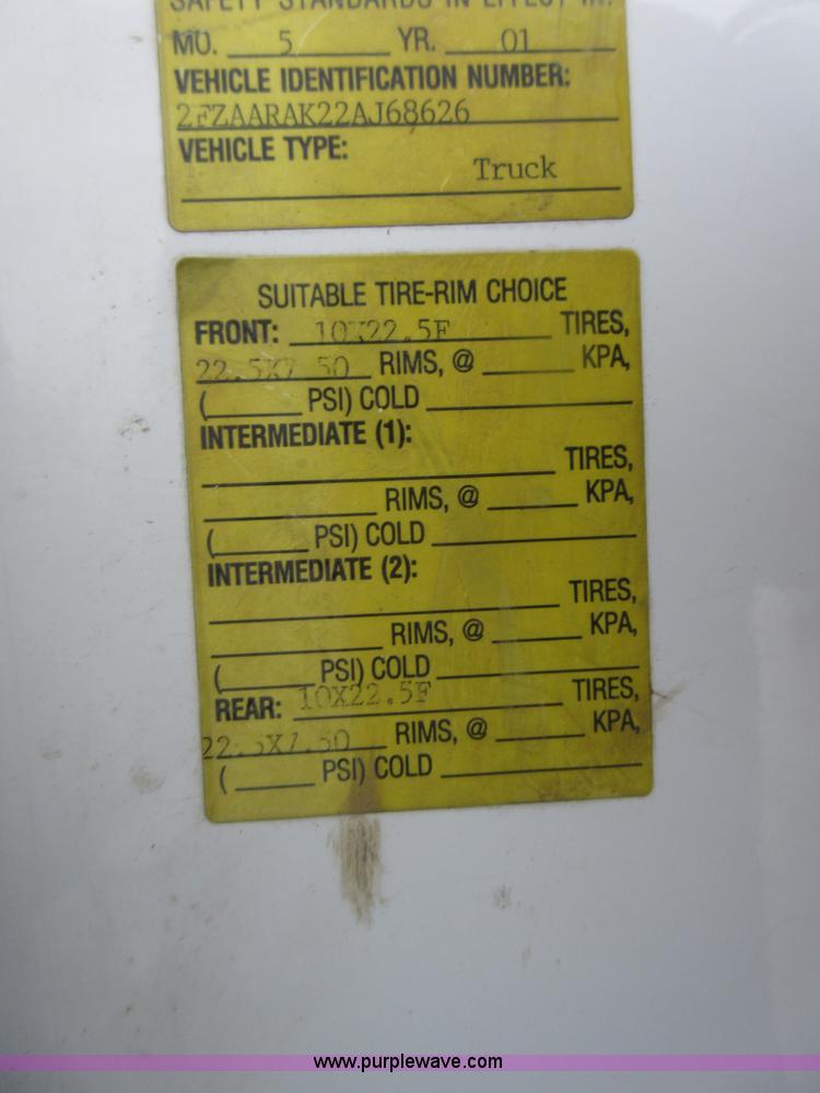 image for item AY9478 2002 Sterling L7500 flatbed truck