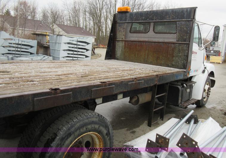 image for item AY9479 2001 Sterling M7500 Acterra flatbed truck
