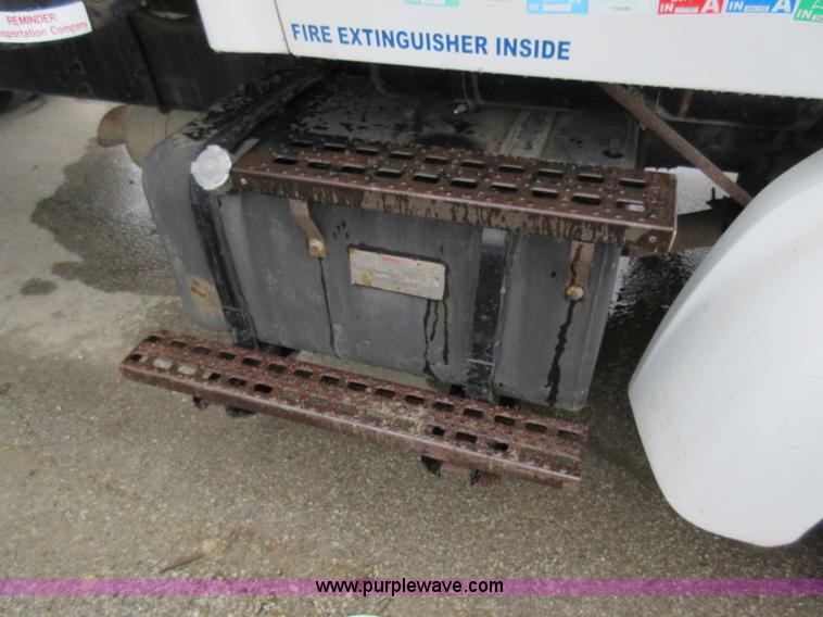 image for item AY9479 2001 Sterling M7500 Acterra flatbed truck