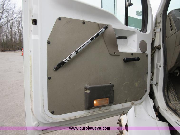 image for item AY9479 2001 Sterling M7500 Acterra flatbed truck