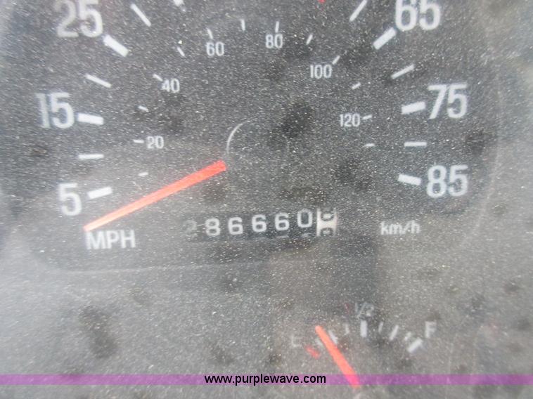 image for item AY9479 2001 Sterling M7500 Acterra flatbed truck