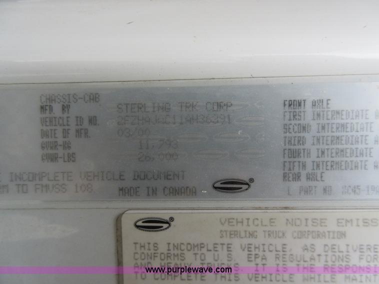 image for item AY9479 2001 Sterling M7500 Acterra flatbed truck