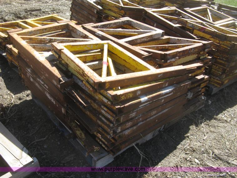 image for item BD9506 Morgen masonry scaffolding