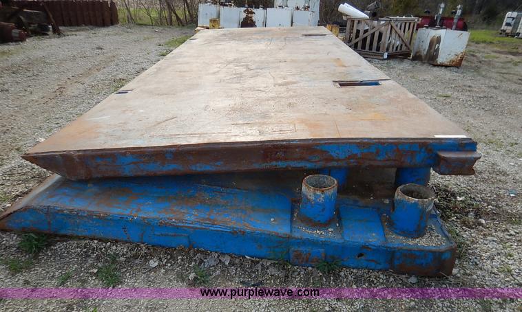 image for item BO9456 Trench box