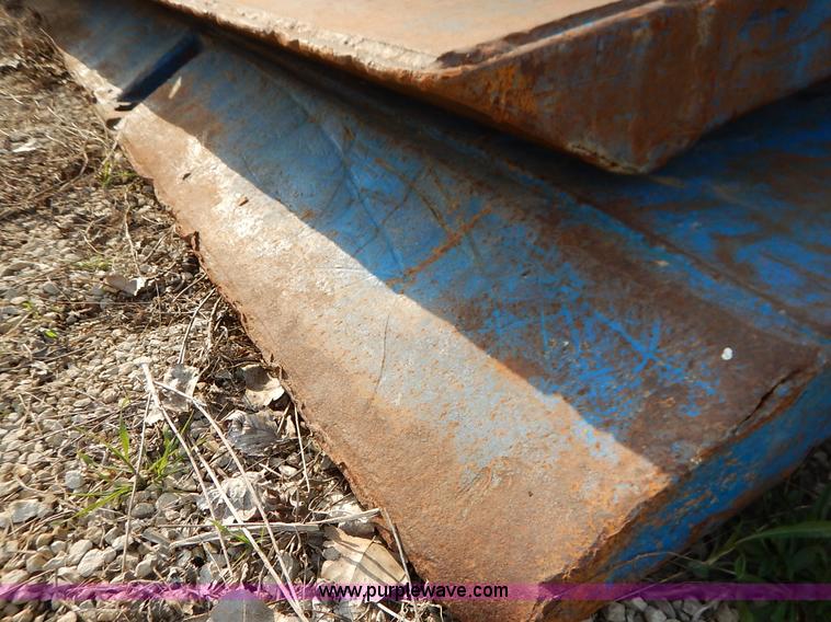 image for item BO9456 Trench box